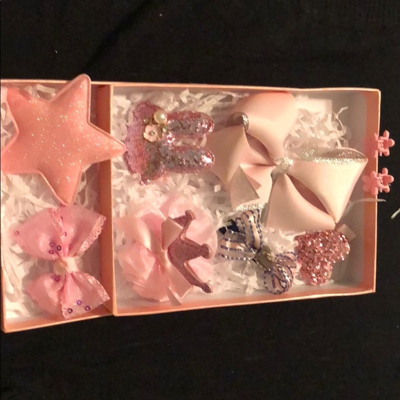 Hair Accessories - Picture 5 of 5